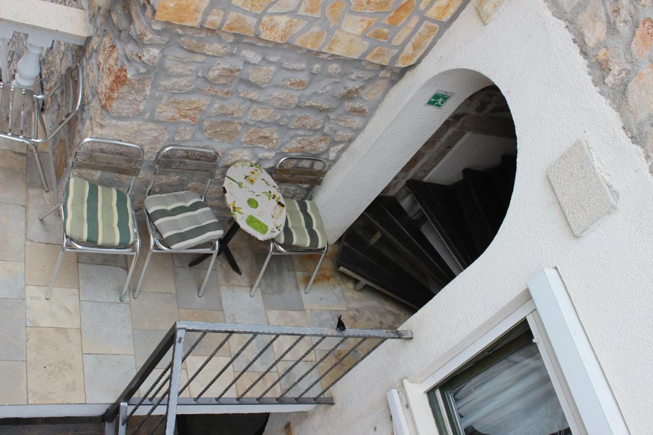 Apartments Voltera Parking Space Near The House Betina  Extérieur photo